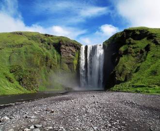 Island - ledena odiseja iz Splita