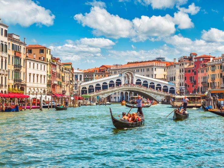 Canal Grande u Veneciji: palače i svakodnevni život na vodi
