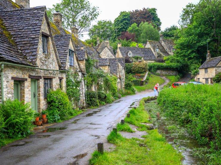 Cotswolds u Engleskoj: kamena sela, rijeke i tragovi trgovine vunom