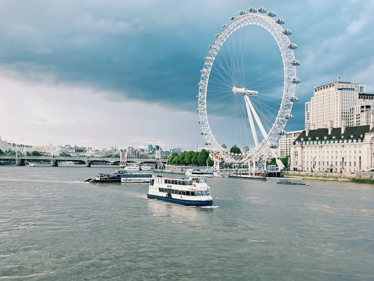 Pogled na London s London Eyea: 135 metara iznad Temze i najpoznatiji prizori grada