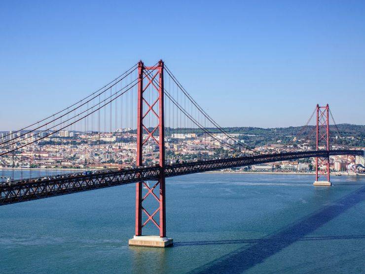 Ponte 25 de Abril – most koji spaja Lisabon i podsjeća na Golden Gate