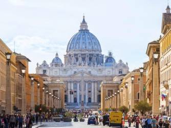 Bazilika sv. Petra u Rimu – Michelangelova kupola, grobovi papa i centar katoličkog svijeta