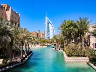 Burj Al Arab: hotel u obliku jedra i pogled iz Madinat Jumeiraha