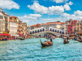 Canal Grande u Veneciji: palače i svakodnevni život na vodi