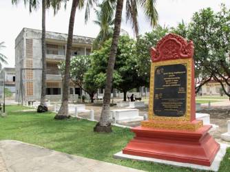 Tuol Sleng u Phnom Penhu: muzej, dokumenti i sjećanje na žrtve