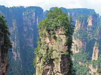 Zhangjiajie i Wulingyuan: kameni stupovi, doline i planinski vidici